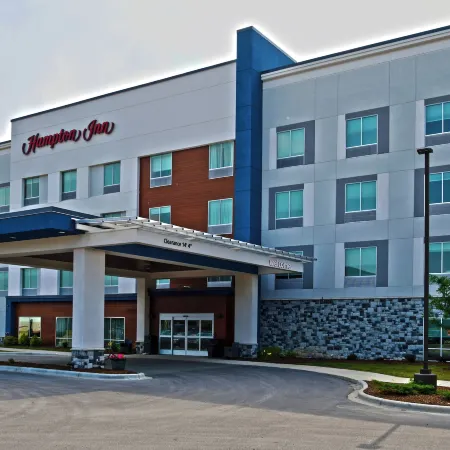 Hampton Inn by Hilton Glendale Milwaukee