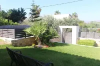 Villa Amorata - Schinias Private Garden Retreat