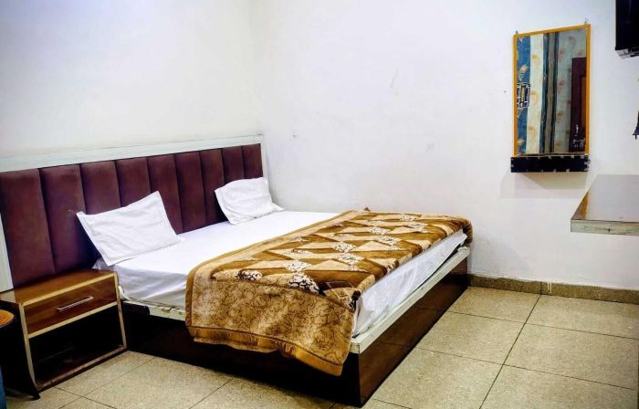 radhika comfort stay