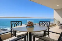 6th-Floor Oceanfront - Indoor Pools, Sauna, Beach