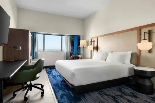 Fairfield by Marriott Inn & Suites Charleston Downtown
