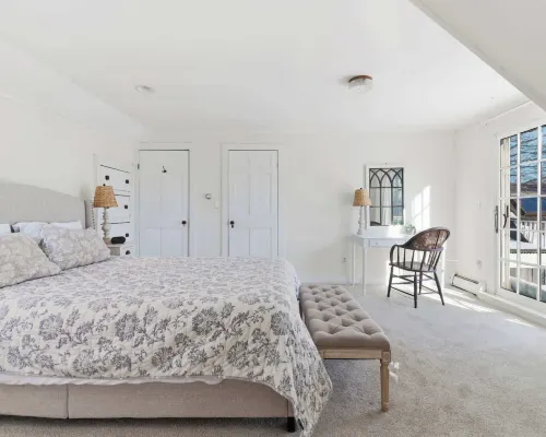 Spacious Farmhouse Near the Beach Circa 1860 Hotels in Biddeford