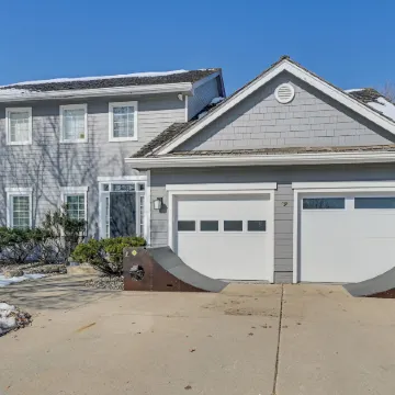 Endless Fun! Family Home w/ Spacious Yard in Clive