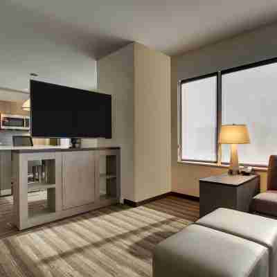 Hyatt House Oak Brook Rooms
