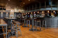 Steigenberger Airport Hotel Amsterdam - bars