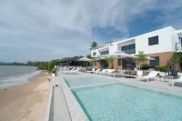 The Village Chumphon Hotel - View biển