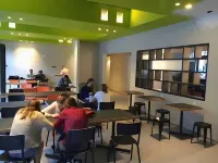 Urban City Centre Hostel Các khách sạn gần Trung tâm triển lãm sinh học Le Botanique