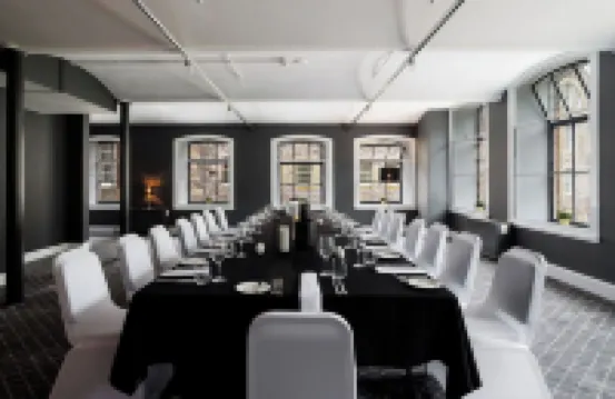 뉴 라나크 밀 호텔