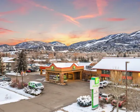 Holiday Inn STEAMBOAT SPRINGS by IHG Hotels in Steamboat Springs