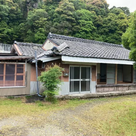Kozagawa no Ie Отели рядом с достопримечательностью «Ōshima-kō»