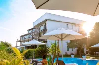 AHG Riva Del Sole Wellness Hotel - Adults Only - プール