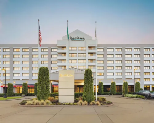 Radisson Hotel Seattle Airport Hotels in SeaTac