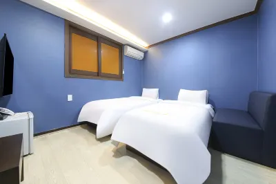 Taean Motel J Hotel dekat Lapangan Terbang Taean