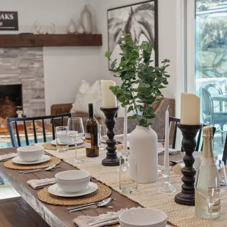 Hidden Oaks Farmhouse by AvantStay