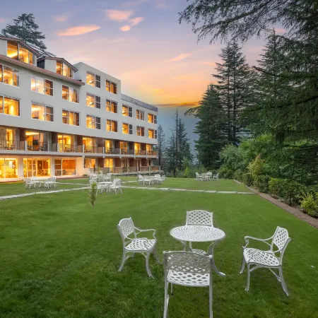 Snow Valley Heights - An Elegant Air Conditioned Escape by Snow Valley Resorts