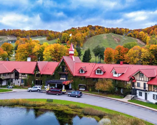 The Highlands at Harbor Springs Hotels in Pleasantview Township