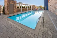 Home2 Suites by Hilton Meridian - Swimmingpools