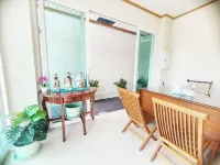 Wind Hill Resort Ranong - Bergblick