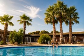 Teal Motor Lodge