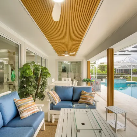 Luxe Canal Home 2 King Suites Huge Salt Pool