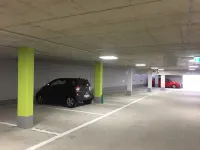 SleepySleepy Hotel Dillingen - parking