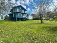 4BR Retreat in Waukon • Group Friendly Hotels in Allamakee County