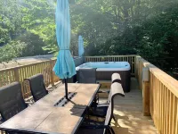 Humphreys Ledge Adventure with Hot Tub, Arcade & Games Galore! 5 Minutes to Town