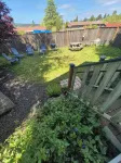 Vintage Island Home 2 Blocks From Town. 4 Bdrs, 2 Kitchens, 3 Bath. Can Sleep 14