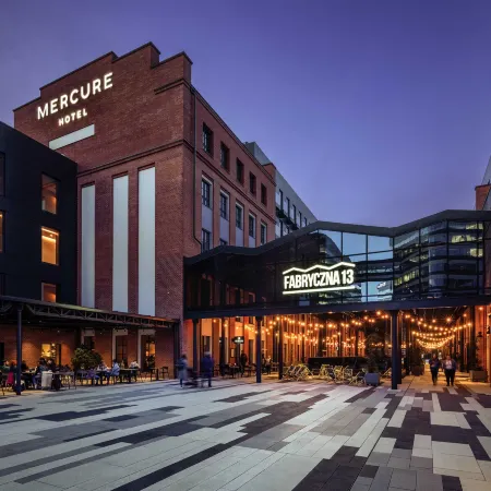 Mercure Krakow Fabryczna City Отели рядом с достопримечательностью «Польский музей авиации»