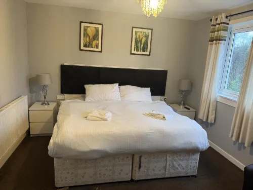 County Hotel