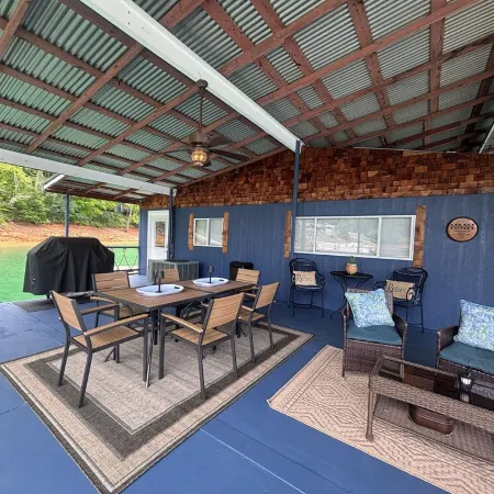 Wake up with the lake as your front yard! 3bd/1bth with land access & boat slip