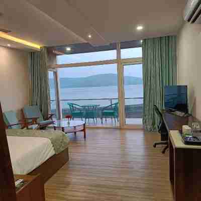 Riverfront Mrugavani Rooms