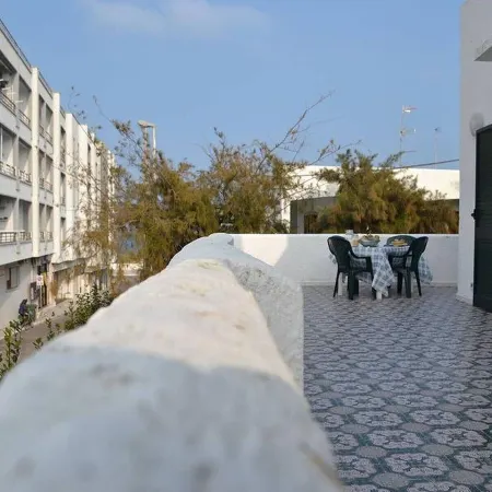 Beautiful Apartment on the Beach in Central Location with Spacious Balcony; Pets