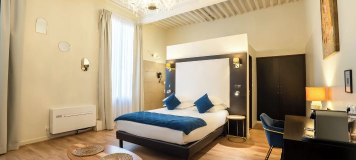 Best Western le Marquis de La Baume Ξενοδοχεία στην πόλη Gard