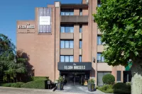 The Belson Brussels, a Tribute Portfolio Hotel by Marriott - Airport Shuttle