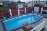 Coratel Inn & Suites by Jasper Hutchinson - Pools