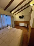 Hotel Peregrino Suites - Homestays