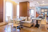 Mediterranean Resort - breakfast