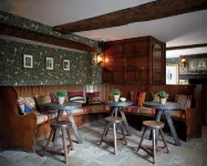 Mr & MRS Smith Artist Residence Oxfordshire - bar