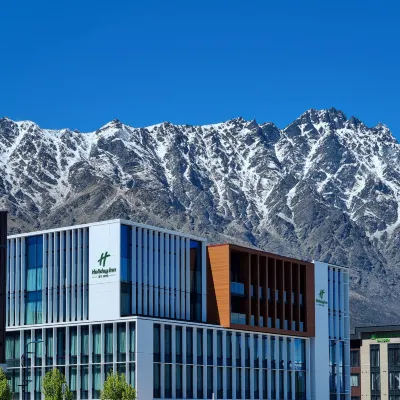 Holiday Inn QUEENSTOWN REMARKABLES PARK by IHG Hotels near Kelvin Heights
