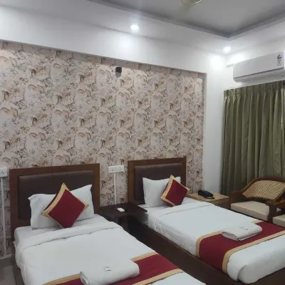 Pph Living Sri Sai Comforts Hotels near Manpho Convention Center