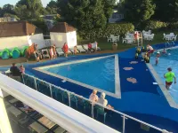 Freesia 3 Bedroom Modern Caravan Rockley Park, Poole Harbour, Dorset. Dogs free. - balcony