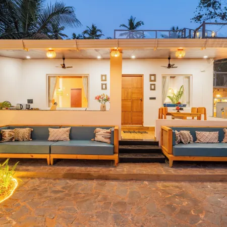 Elivaas Signature House of Neptune Hut