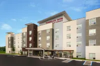 TownePlace Suites Pensacola West I-10 - Parking