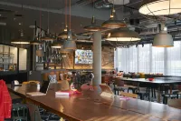 Moxy Slough - Desayuno