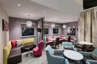 Residence Inn by Marriott Spartanburg Westgate - Parkplatz
