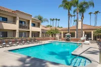 Courtyard Anaheim Buena Park - Pools