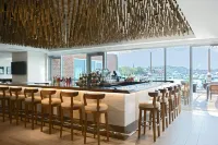 Newport Marriott Hotel & Spa - bar