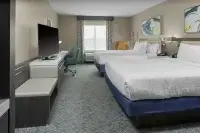 Hilton Garden Inn Fort Wayne North - parking