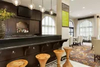 Hilton Garden Inn Cupertino - bar